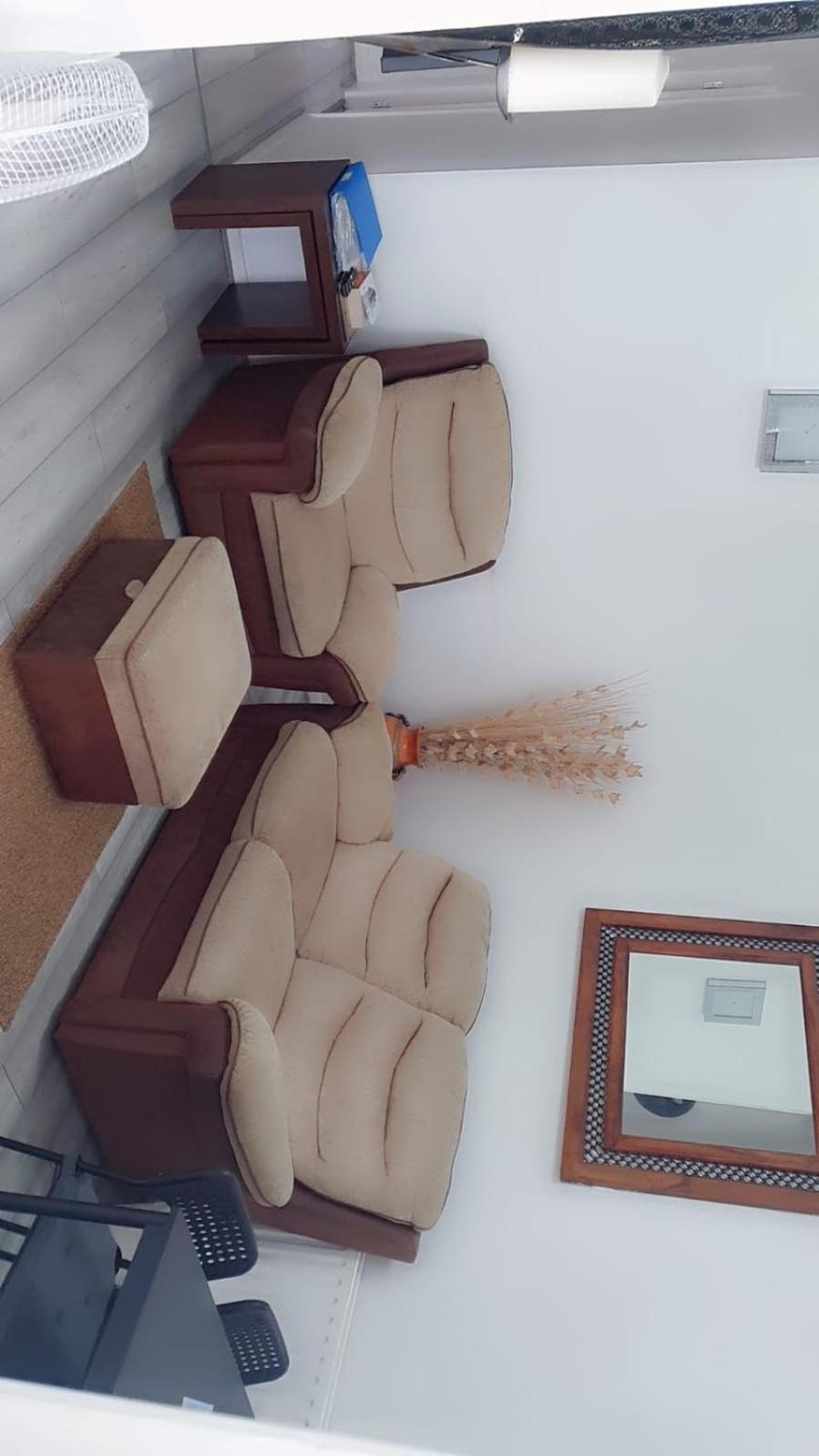 2 Bed 1St Floor Apartment-Own Entrance & Parking Portsmouth Exteriör bild